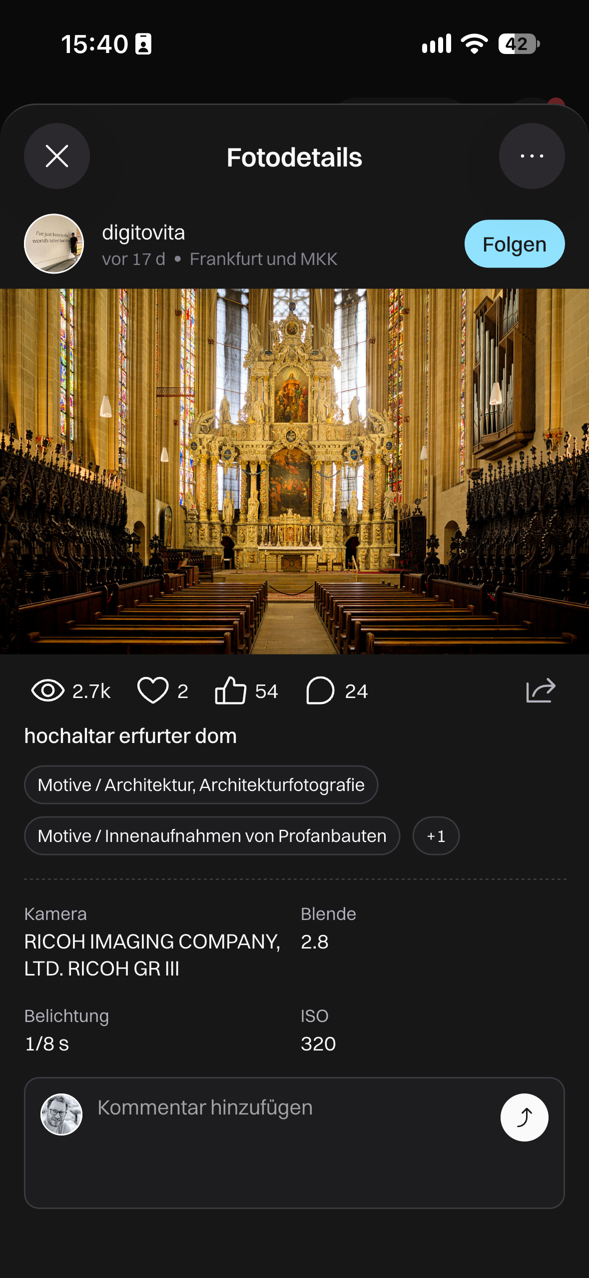 Fotodetails mit Foto, Zählern, Kategorien, Kameradaten und Kommentarfeld